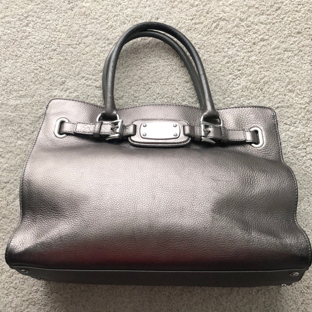 Silver Leather Michael Kors handbag